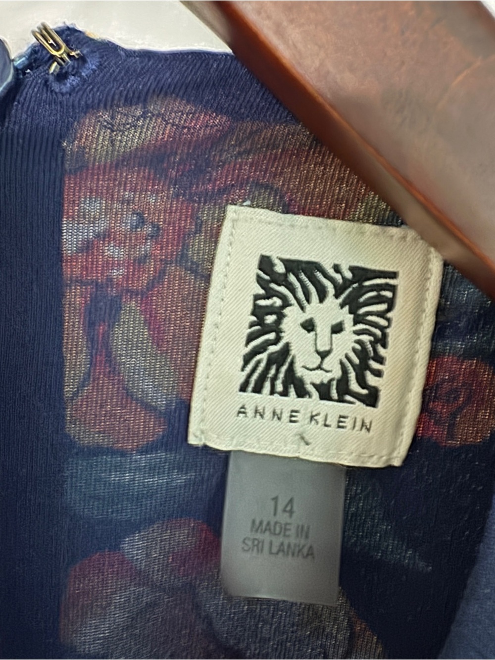 Sleeveless Navy Floral Midi Dress - Picture 6 of 6